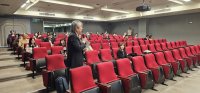點選照片右側觀看下一張