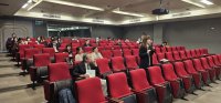 點選照片右側觀看下一張