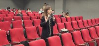 點選照片右側觀看下一張