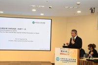 點選照片右側觀看下一張