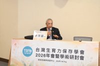 點選照片右側觀看下一張