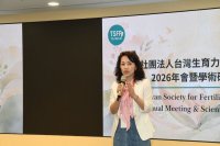 點選照片右側觀看下一張